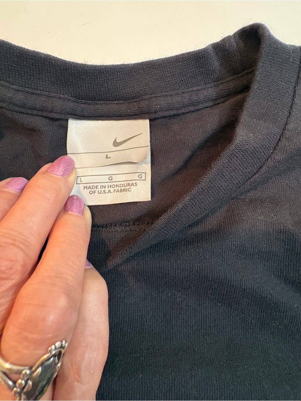 Nike Black Short Sleeve Tee with Yellow 'JAUNE Tête de Course' Graphic | Size L - Picture 4 of 9